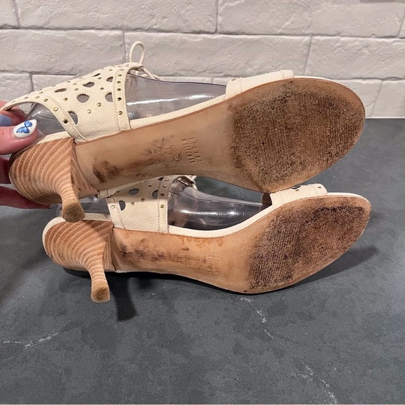Stuart Weizmann sz 11N Circular strappy studded kitten heels in cream leather - Picture 13 of 15
